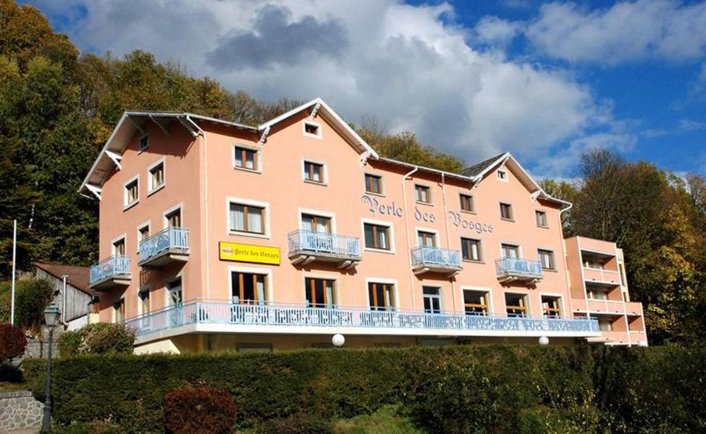 Hotel Restaurant Perle Des Vosges Muhlbach-sur-Munster Exterior photo